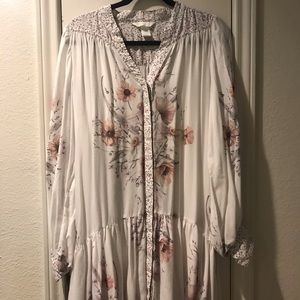 H&M white printed long sleeve maxi dress